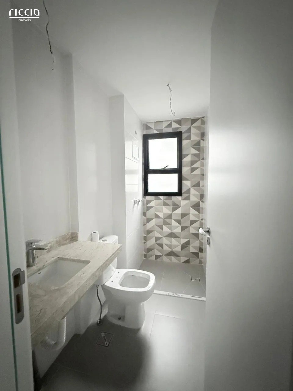 Apartamento à venda no Floradas de São José — ambiente interno