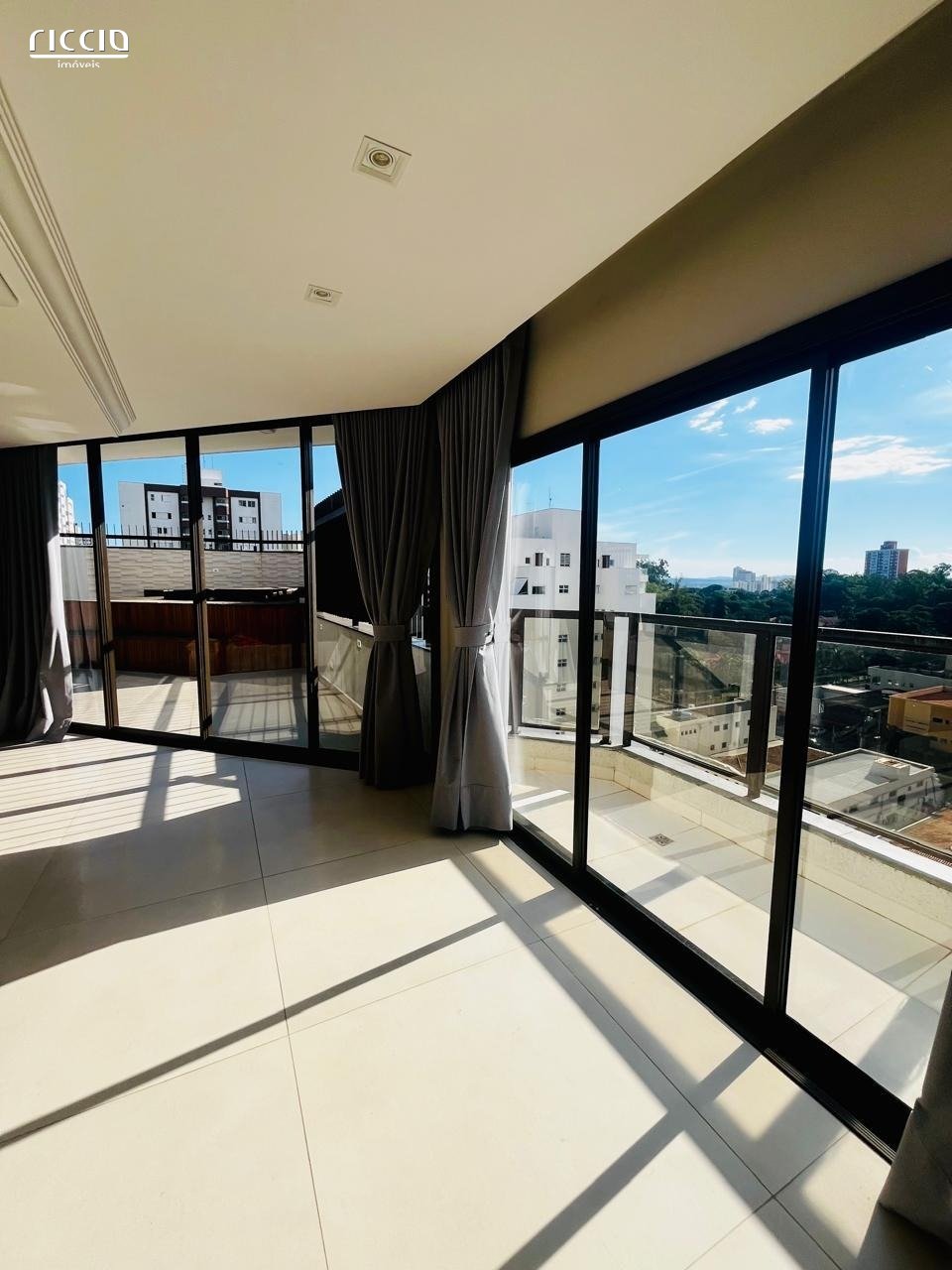 Apartamento à venda no Vila Adyana — imagem 28 de 29