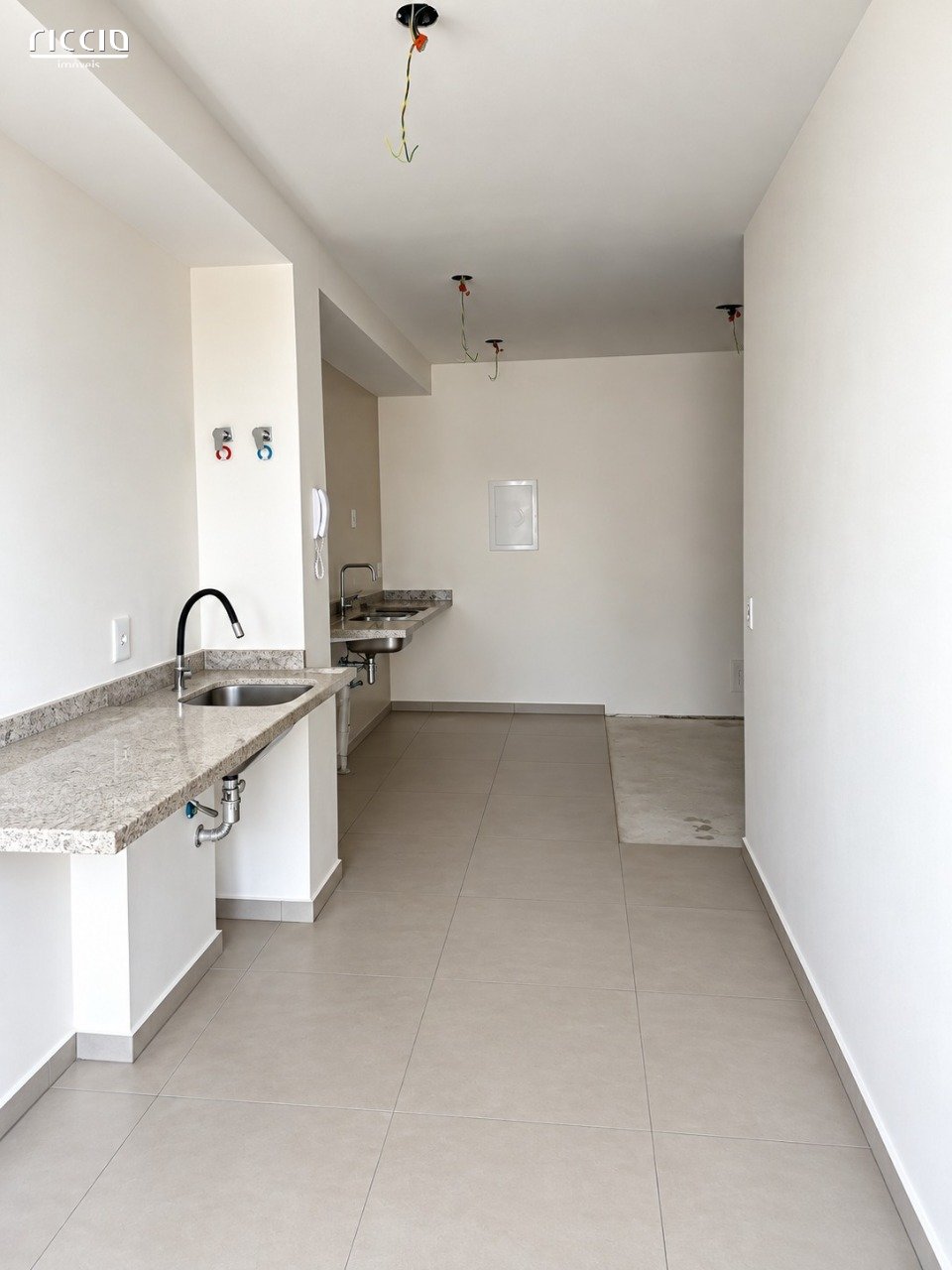 Apartamento à venda no Jardim Das Colinas — imagem 8 de 14