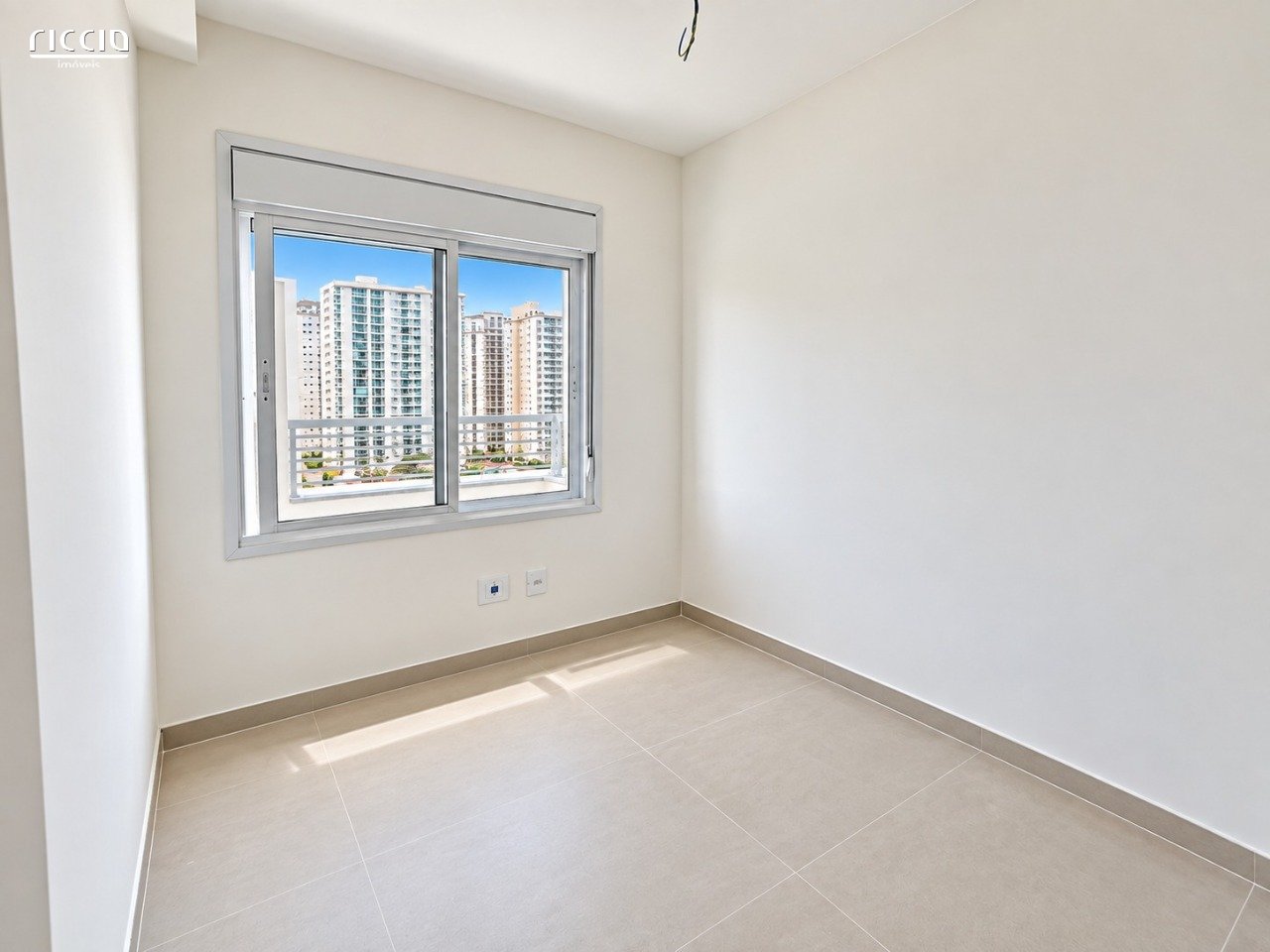 Apartamento à venda no Jardim Das Colinas — imagem 12 de 14