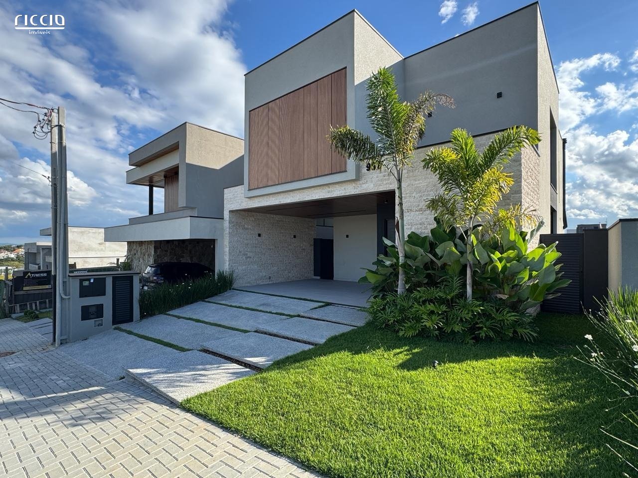 Casa em Condomínio à venda no Urbanova — ambiente interno