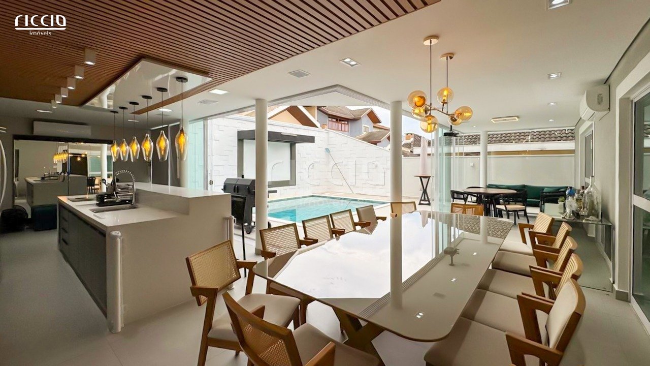 CASA EM CONDOMÍNIO JARDIM DAS COLINAS | SJC | 323m² | 4 SUÍTES | ESPAÇO GOURMET INTEGRADO | PISCINA