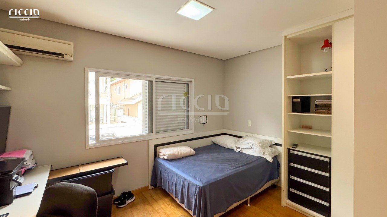 Casa em Condomínio à venda no Jardim das Colinas — imagem 40 de 43