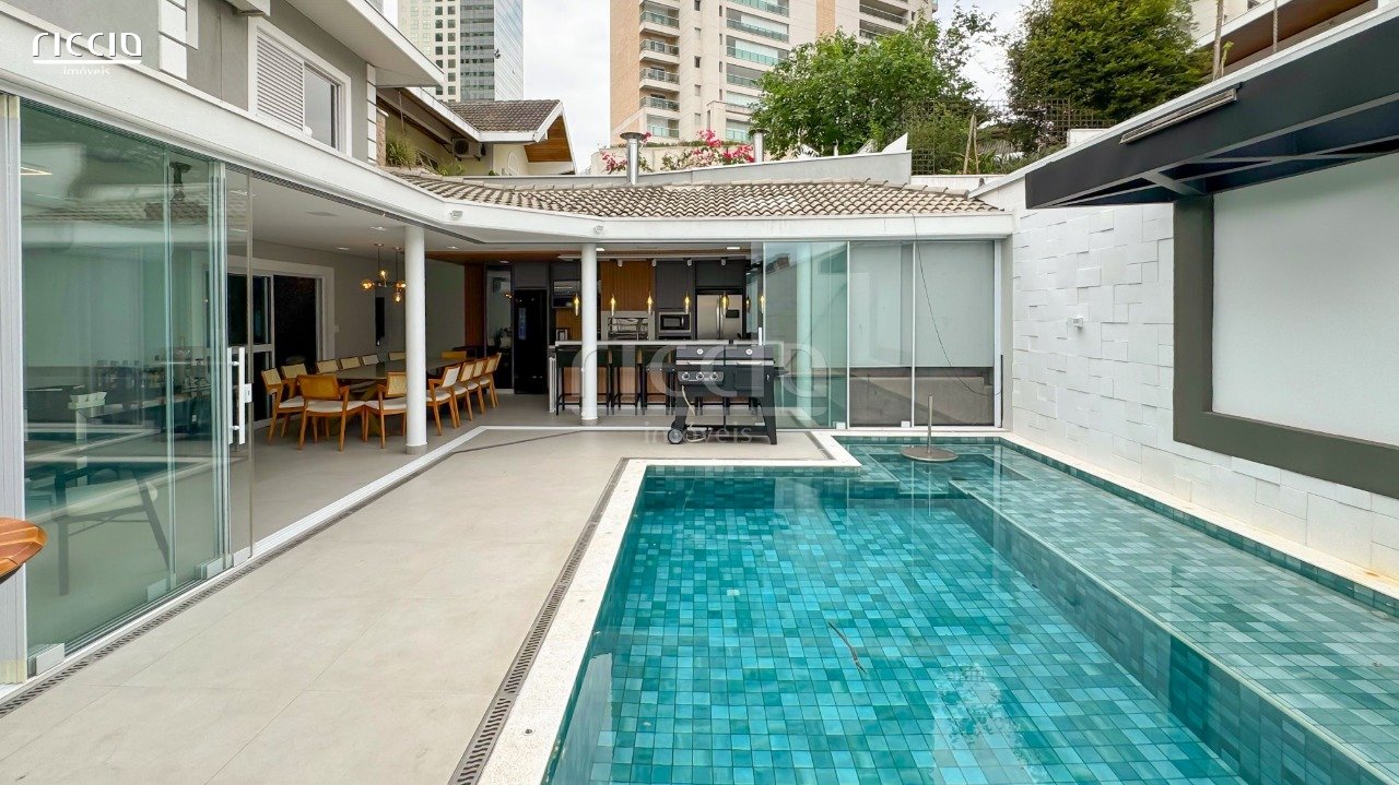 Casa em Condomínio à venda no Jardim das Colinas — imagem 22 de 43