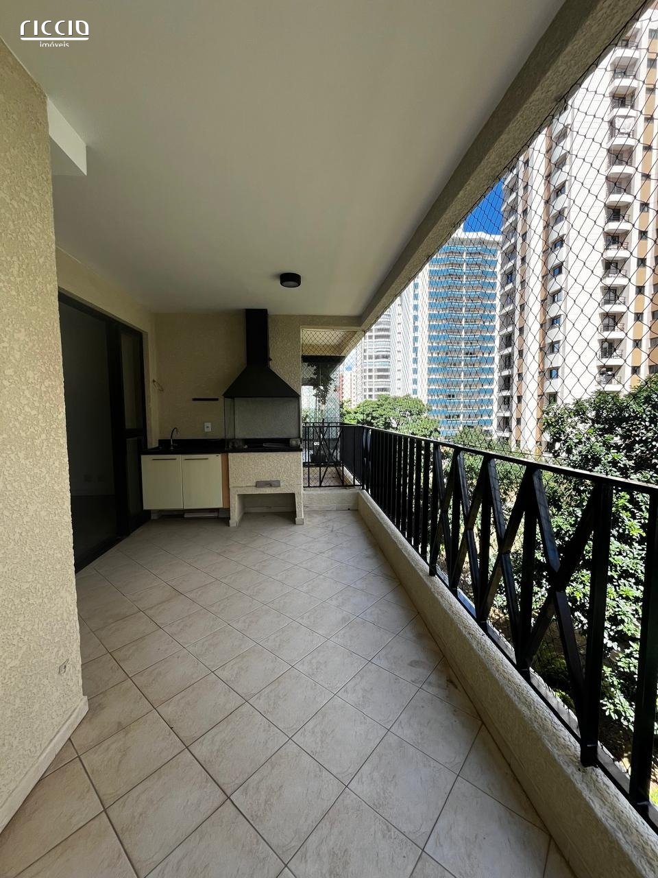 Apartamento à venda no Jardim Aquarius — ambiente interno