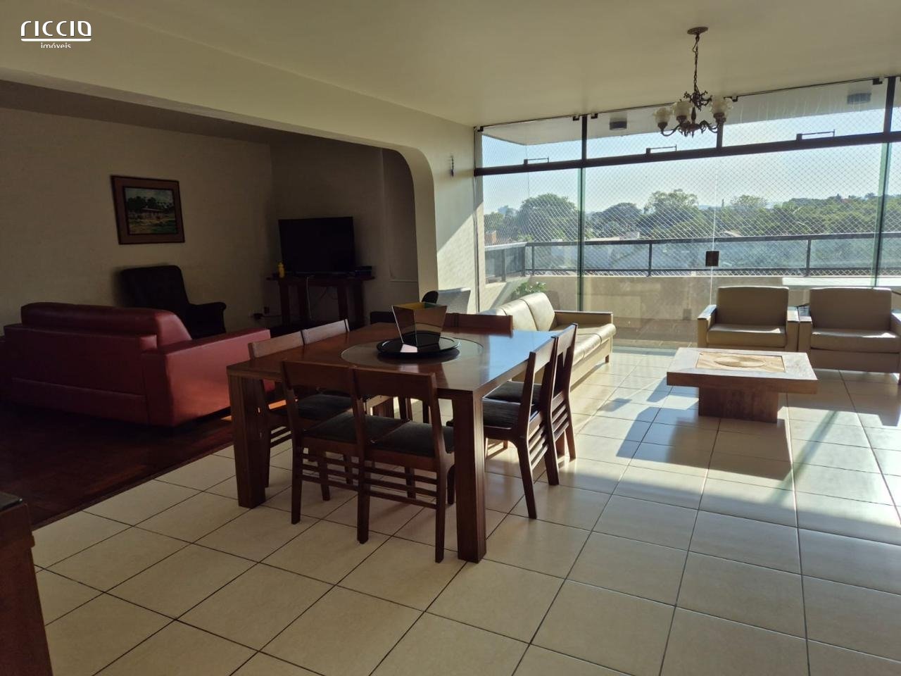 Apartamento à venda no Jardim Apolo — ambiente interno