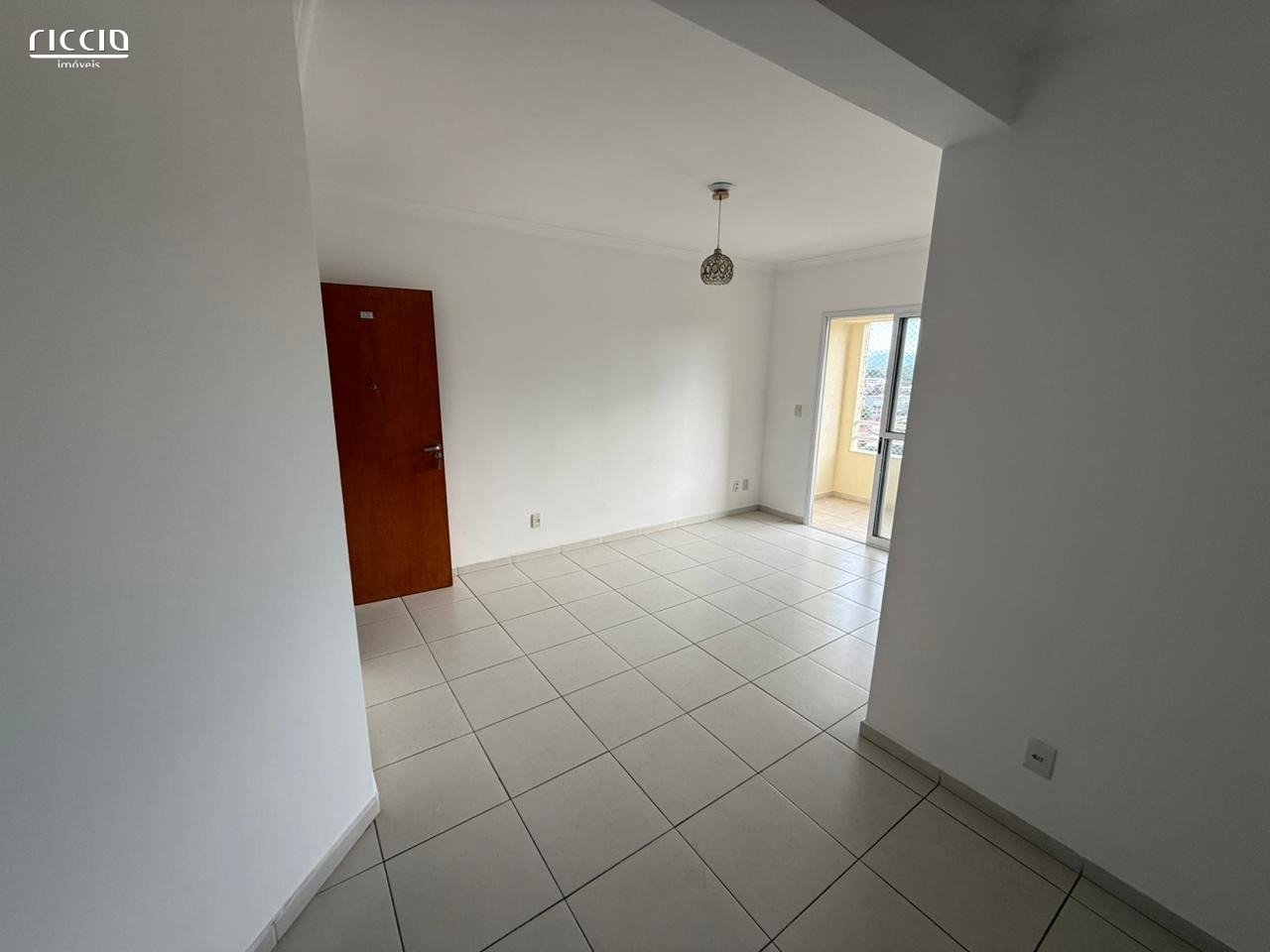 Apartamento à venda no Jardim Apolo — ambiente interno