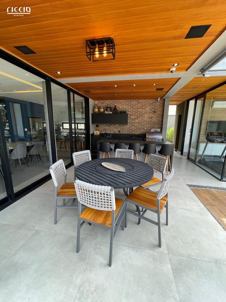 Casa em Condomínio à venda no Urbanova — ambiente interno