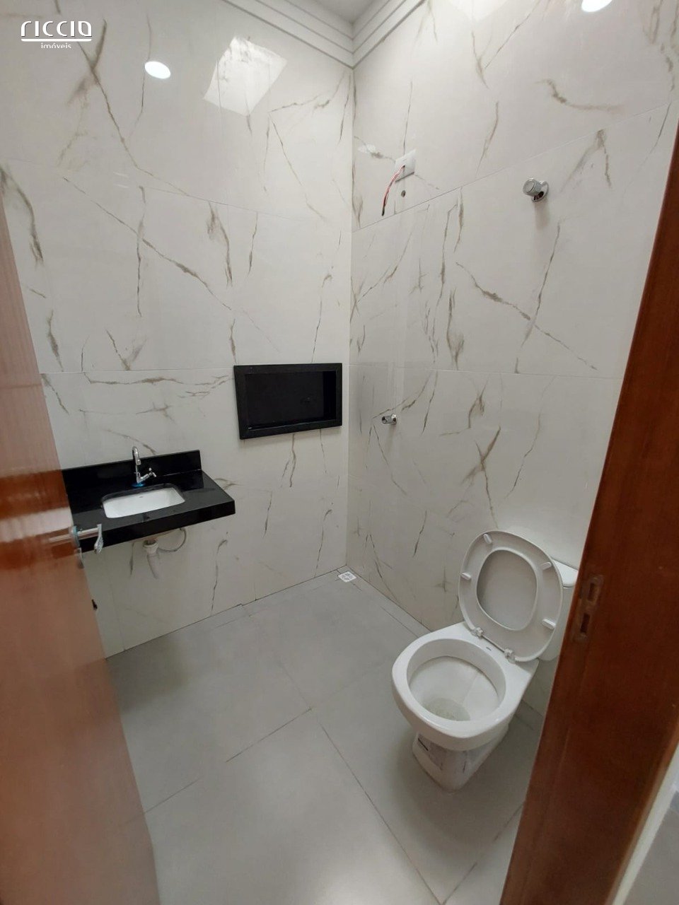 Casa à venda no Portal dos Passaros — imagem 13 de 21