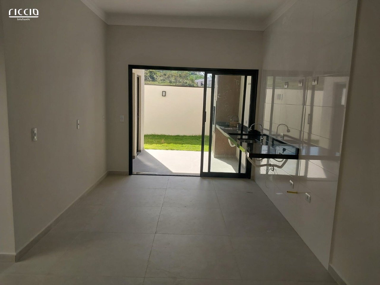 Casa à venda no Portal dos Passaros — imagem 6 de 21