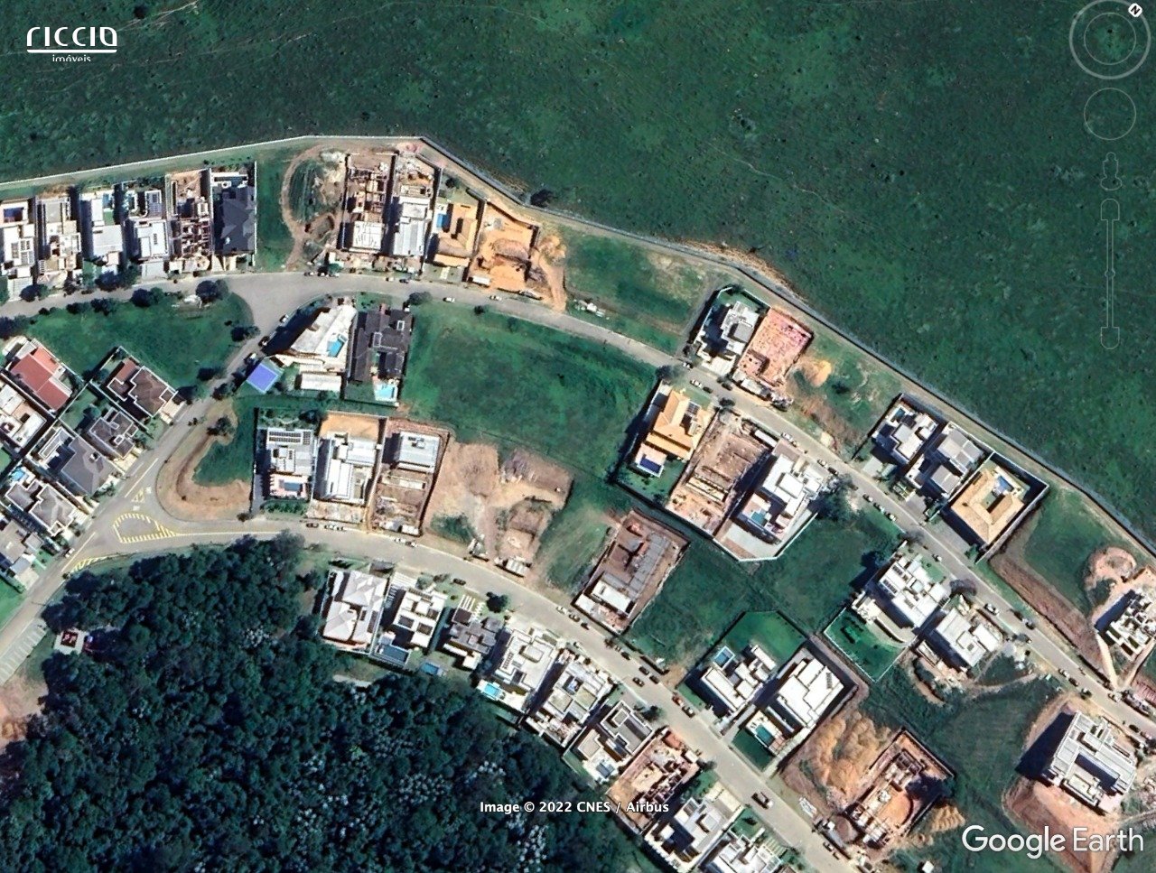 Terreno à venda no Condomínio Reserva do Paratehy — detalhe do imóvel