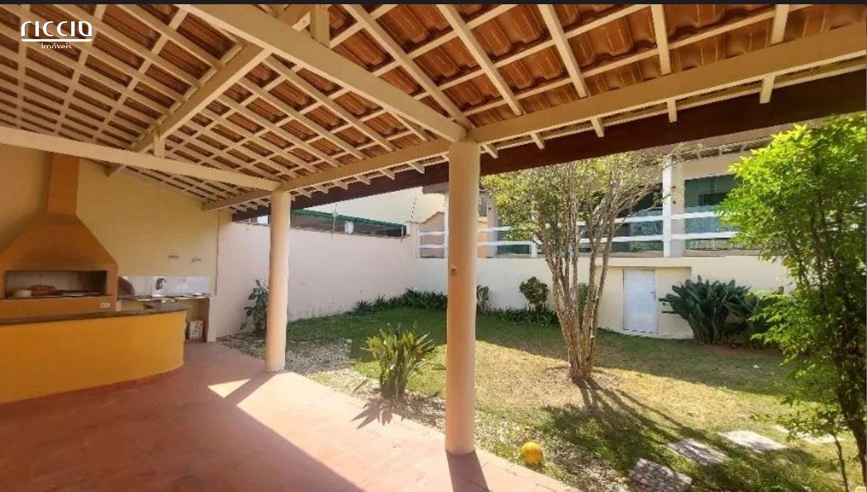 Casa à venda no Jardim Esplanada — ambiente interno