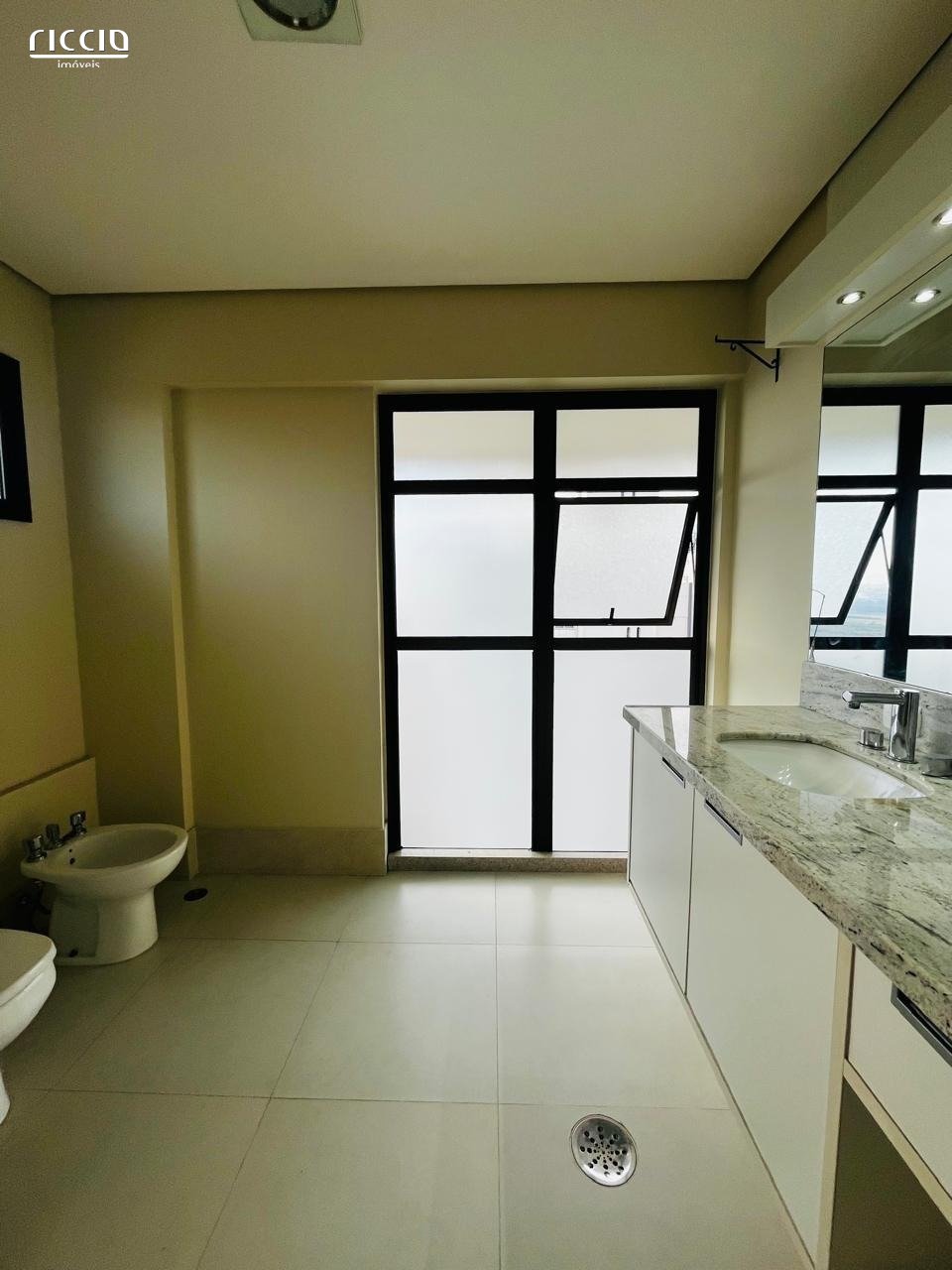 Apartamento à venda no Vila Adyana — imagem 10 de 25