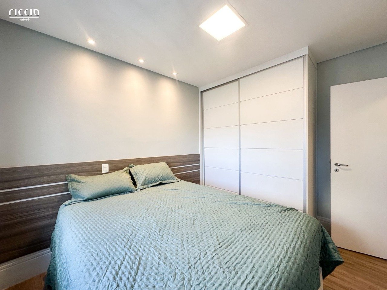 Apartamento à venda no Jardim das Colinas — imagem 15 de 17
