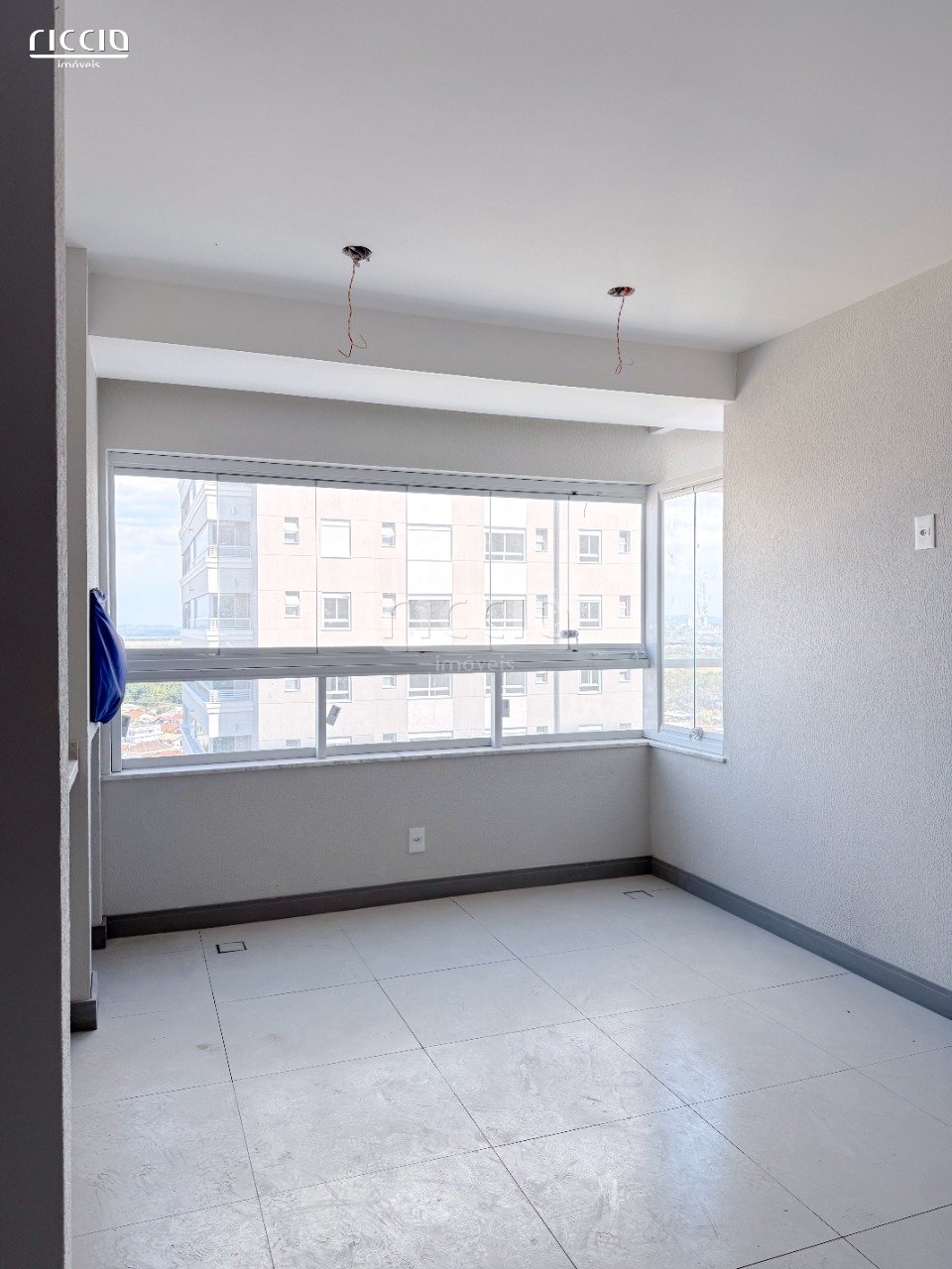 Apartamento à venda no Jardim das Colinas — imagem 6 de 12