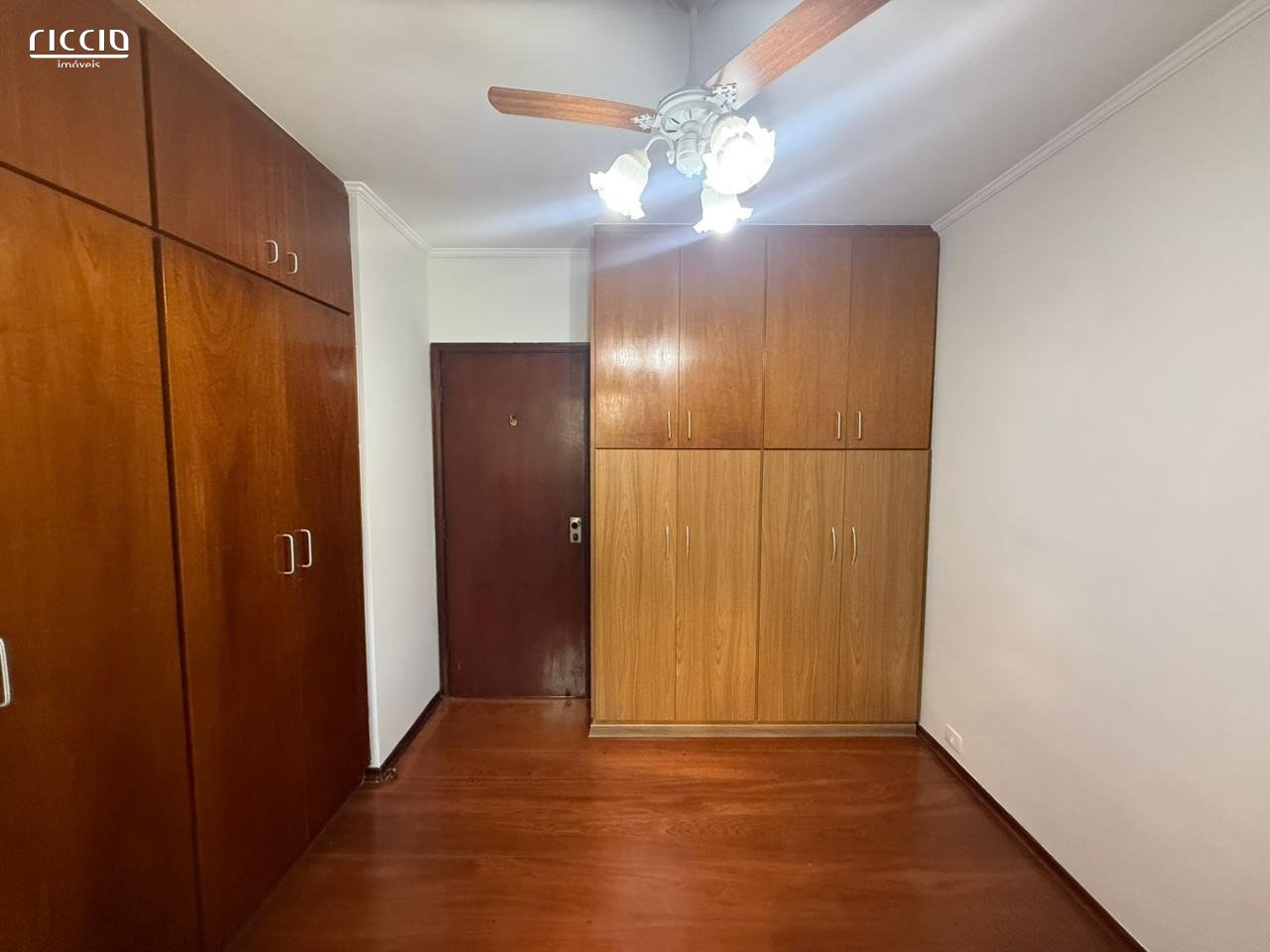 Apartamento à venda no Jardim São Dimas — imagem 9 de 49