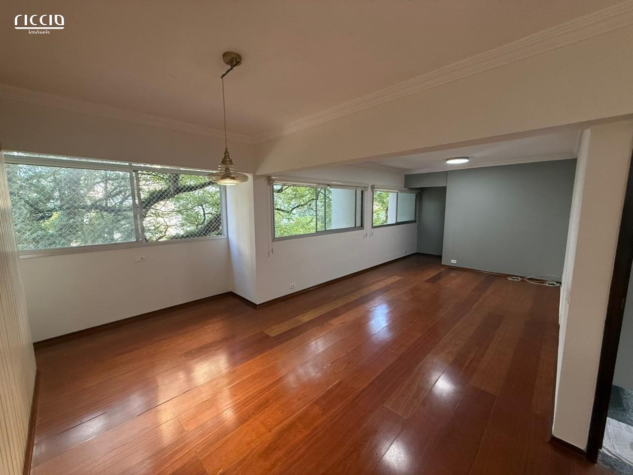 Apartamento Amplo com 105m², 3 Dormitórios e Suíte no Jardim São Dimas