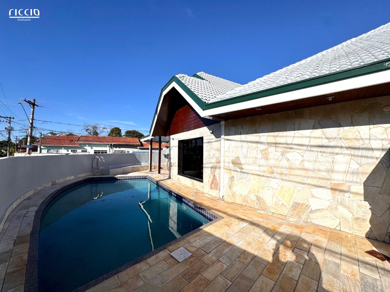 Casa à venda no Jardim das Indústrias — ambiente interno