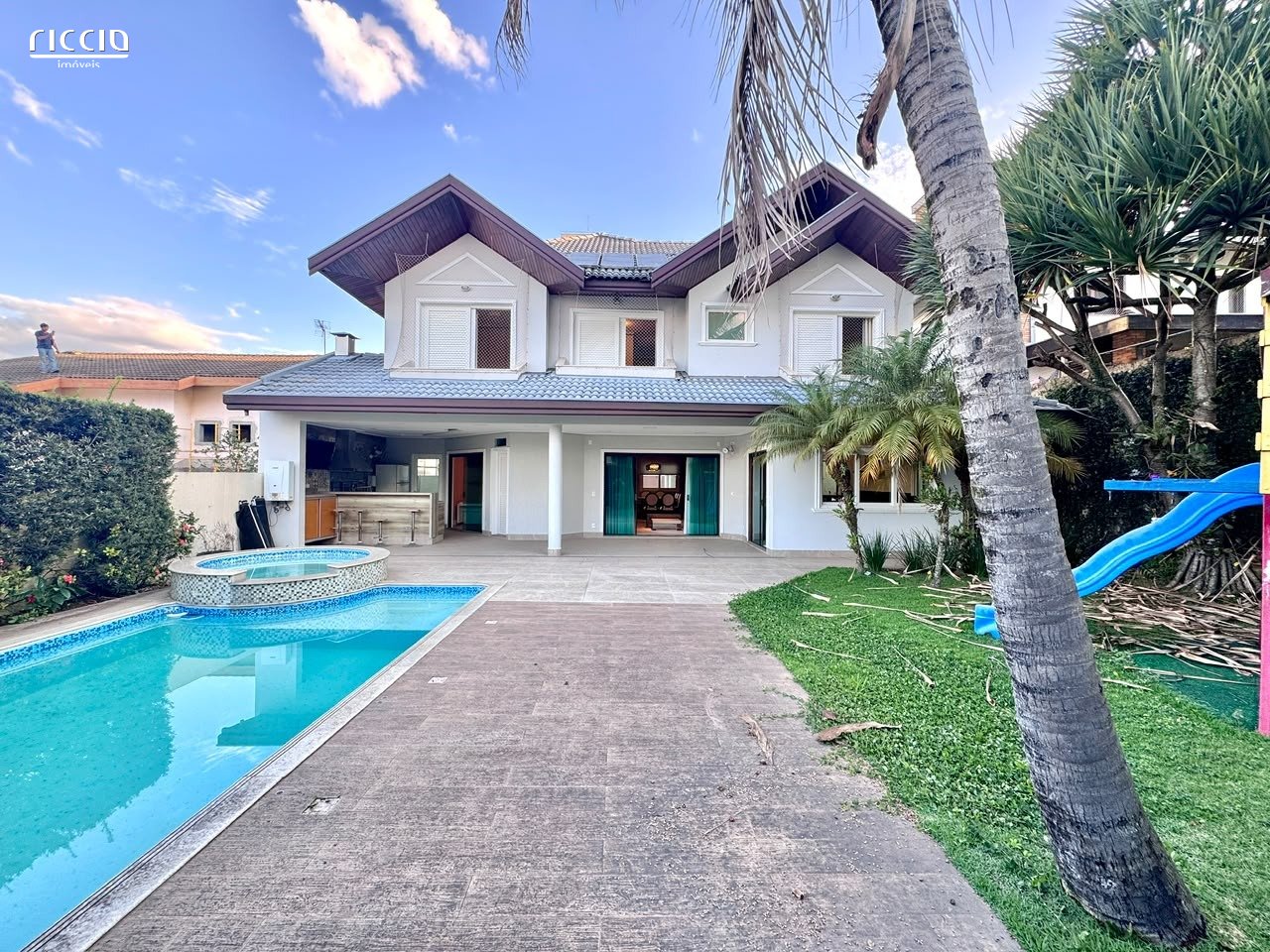 Casa em Condomínio à venda no Jardim Aquarius — ambiente interno