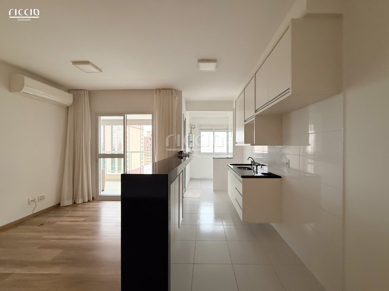 Apartamento à venda no Jardim Aquarius — ambiente interno