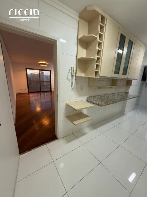 Apartamento à venda no Centro — imagem 8 de 19