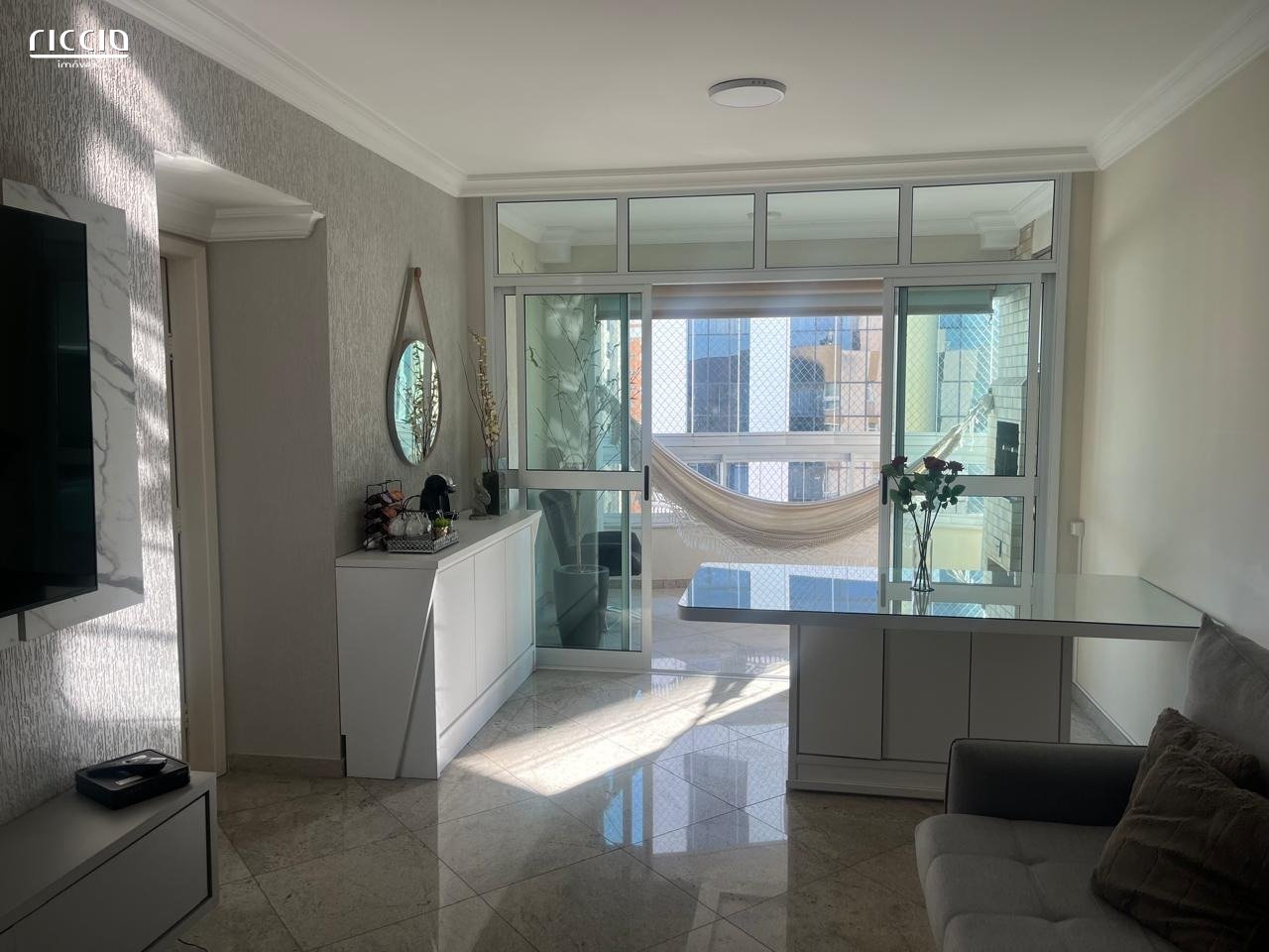 Apartamento à venda no Jardim Aquarius — ambiente interno