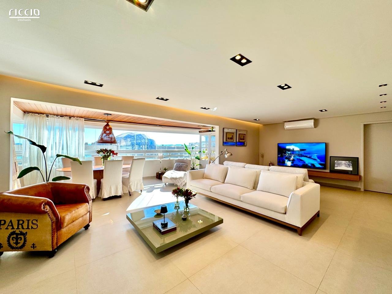 Apartamento à venda no Jardim Aquarius — ambiente interno