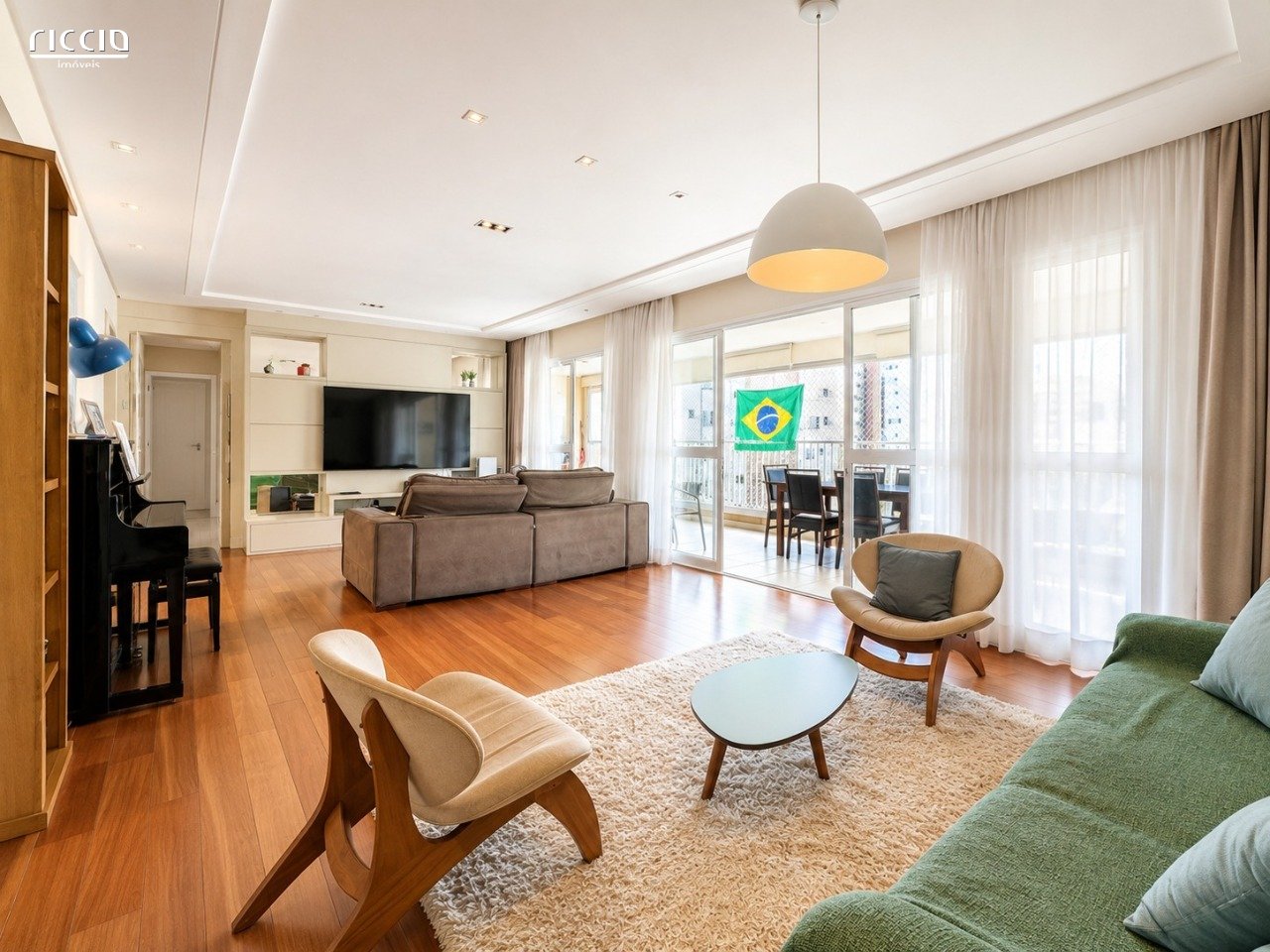 Apartamento à Venda no Edifício Splendor Blue - 156 m² - 3 Suítes - Jardim das Indústrias - São José dos Campos