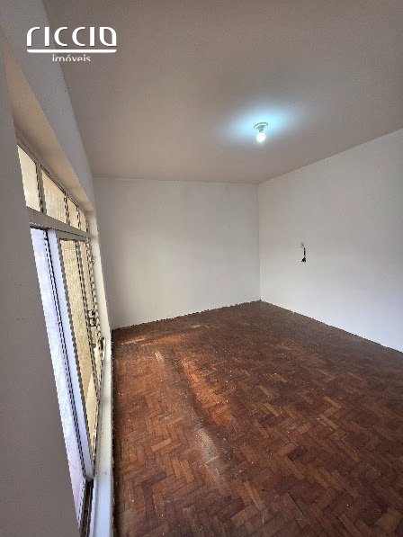 Casa à venda no Jardim das Indústrias — detalhe do imóvel