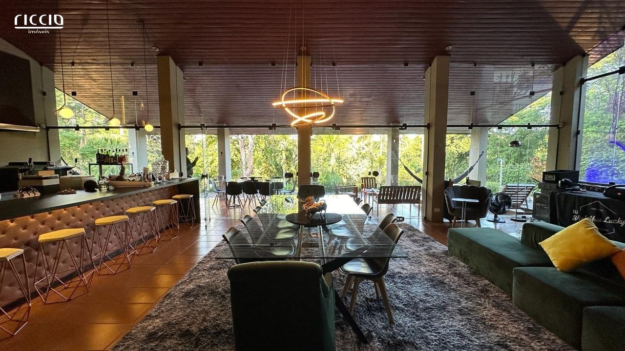 Mansão Exclusiva e venda no Quinta das Flores | 4.312 m² de Terreno | 700 m² Construídos
