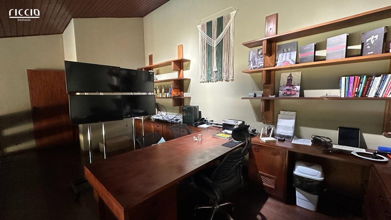 Casa em Condomínio à venda no Bosque dos Eucaliptos — imagem 18 de 33