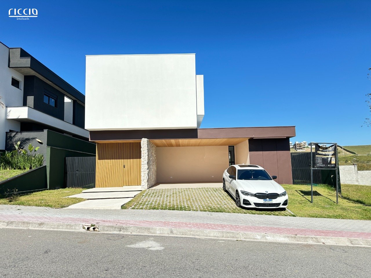 Casa em Condomínio à venda no Urbanova — ambiente interno