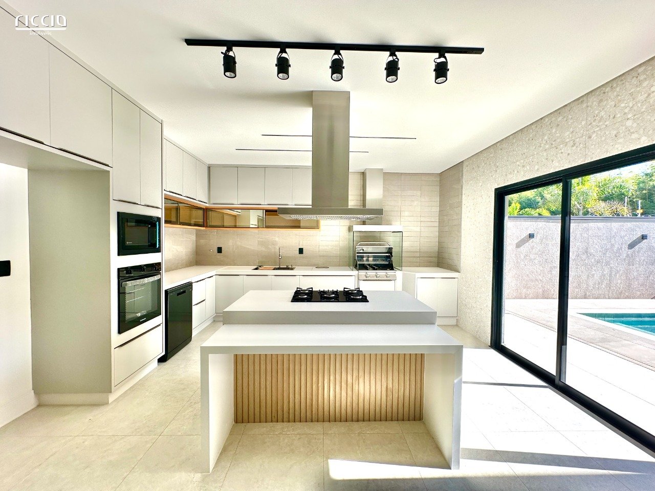 Casa em Condomínio à venda no Urbanova — imagem 7 de 33
