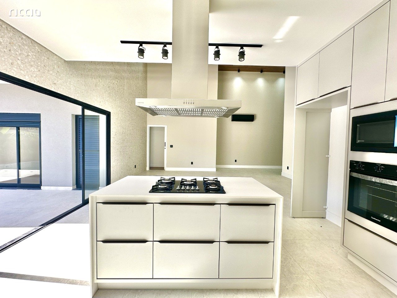 Casa em Condomínio à venda no Urbanova — imagem 12 de 33