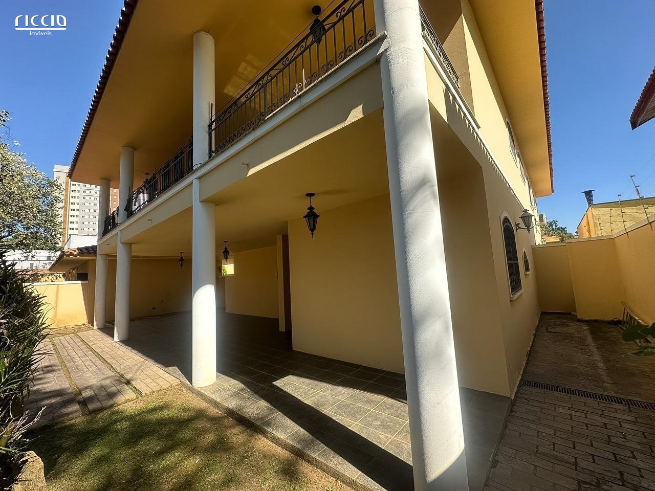 Casa em Condomínio à venda no Jardim Apolo — detalhe do imóvel