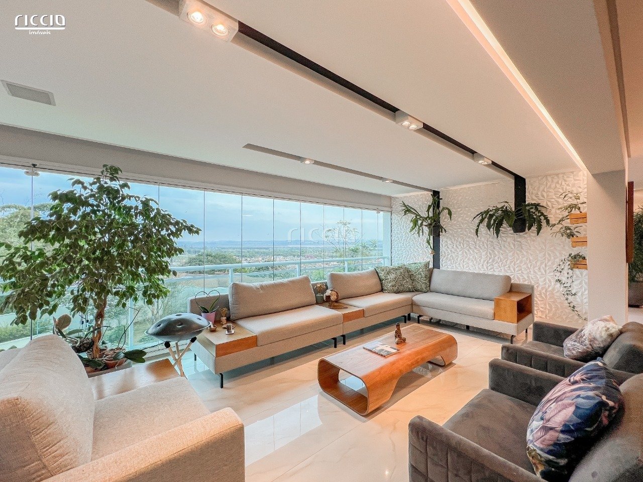 Apartamento à venda no Jardim das Colinas — detalhe do imóvel