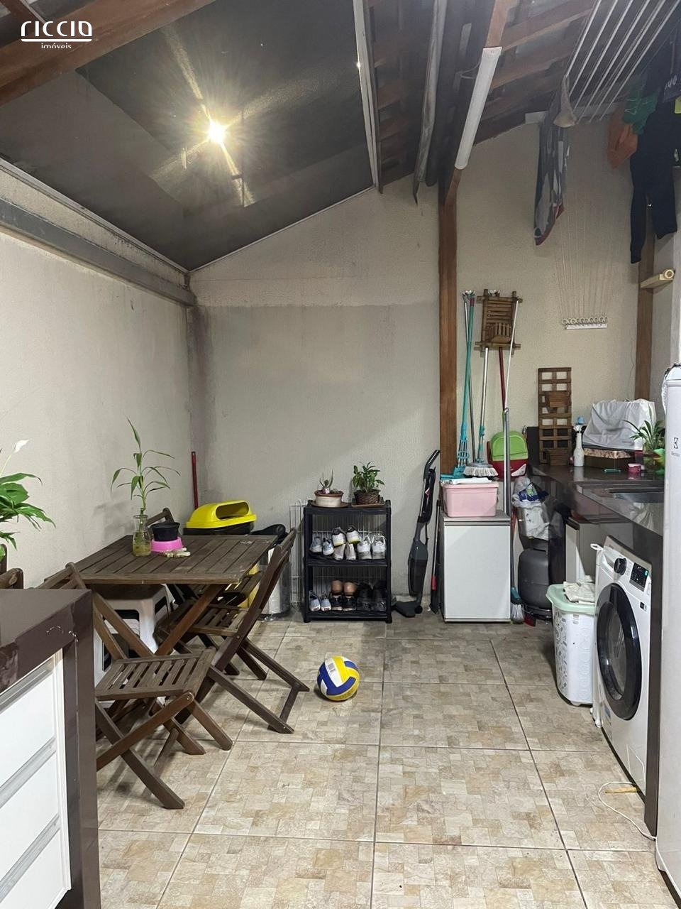 Casa em Condomínio à venda no Jardim Uirá — detalhe do imóvel