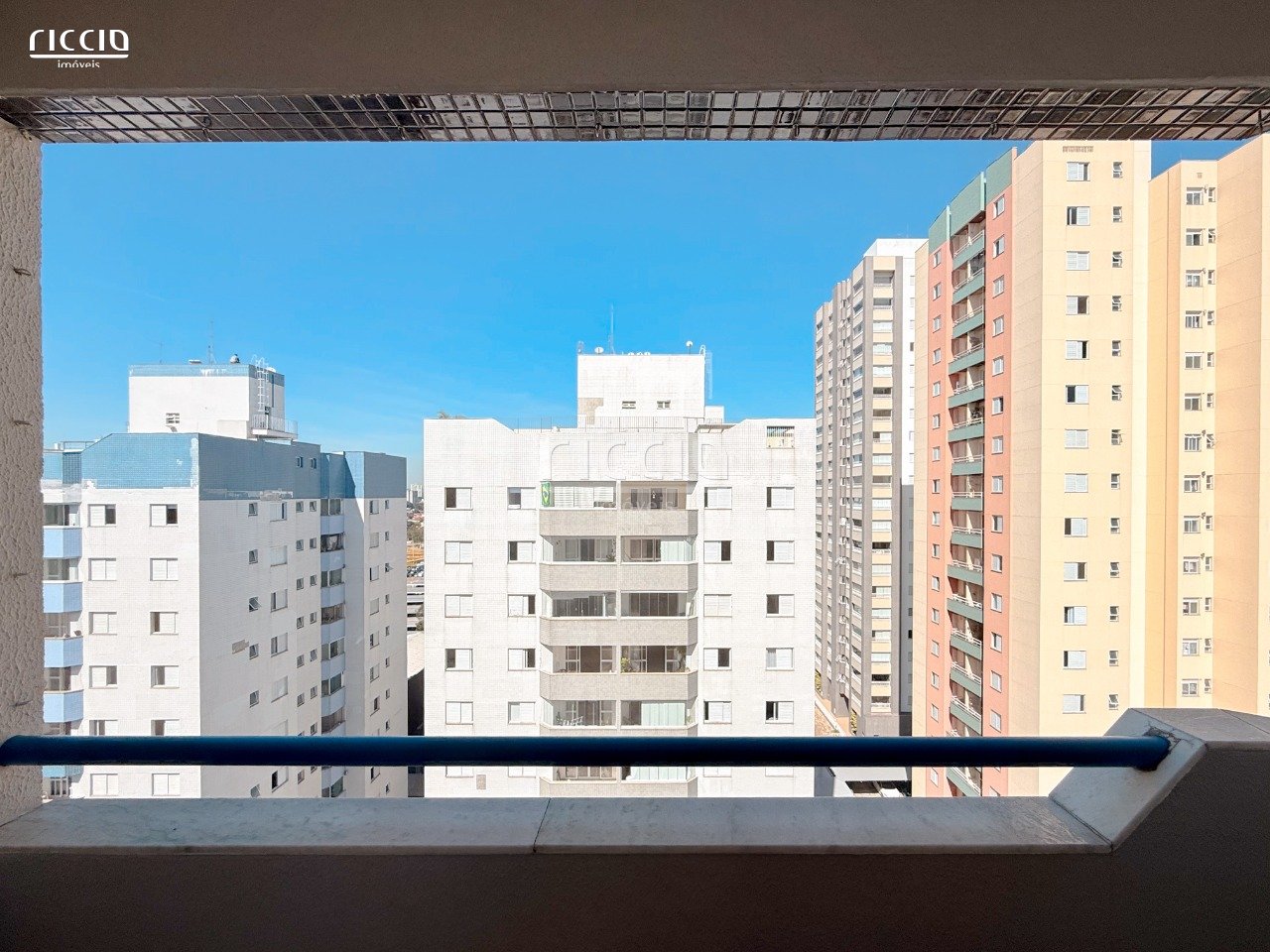 Apartamento à venda no Jardim Aquarius — ambiente interno