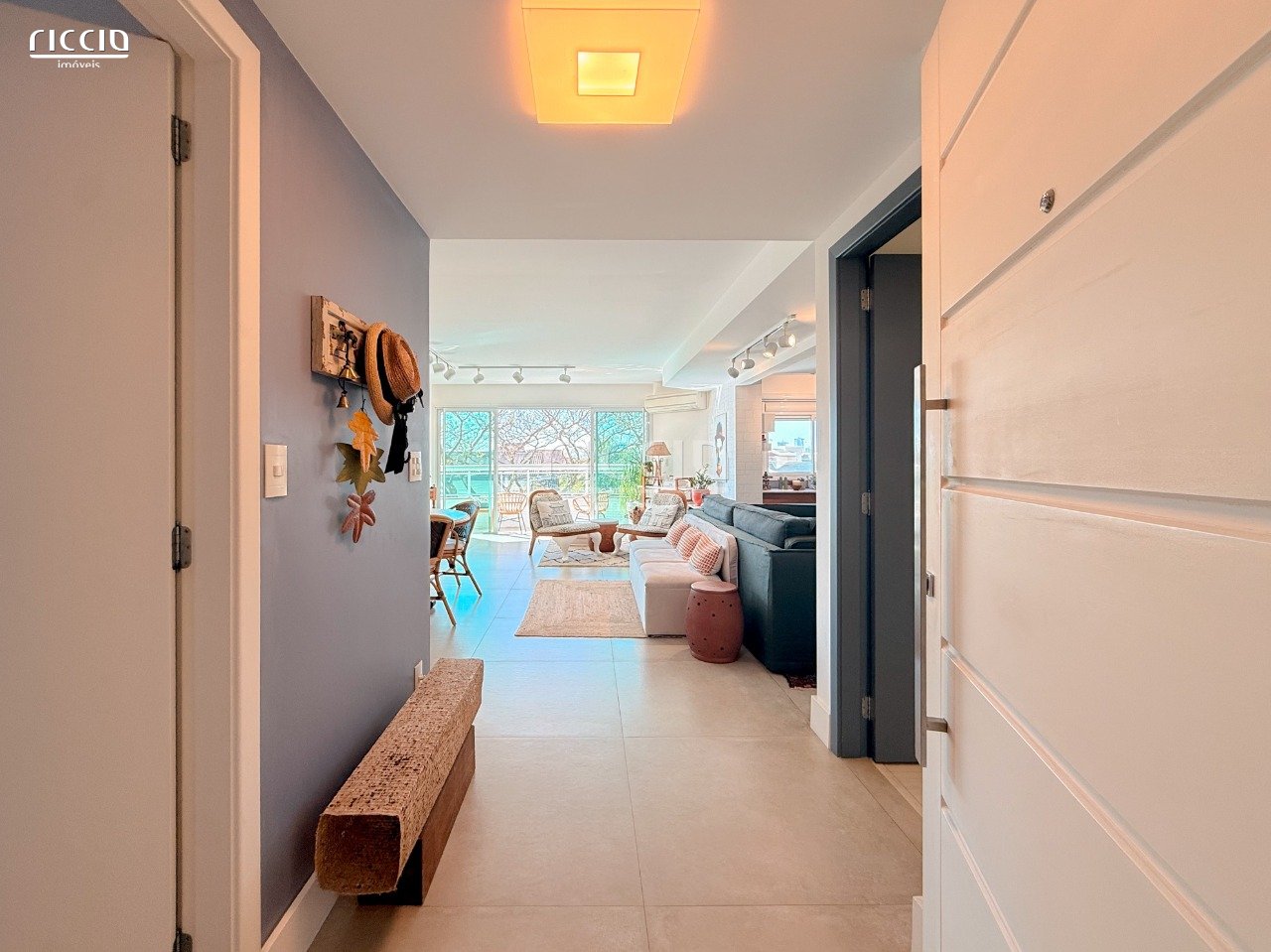 Apartamento à venda no Jardim Aquarius — ambiente interno