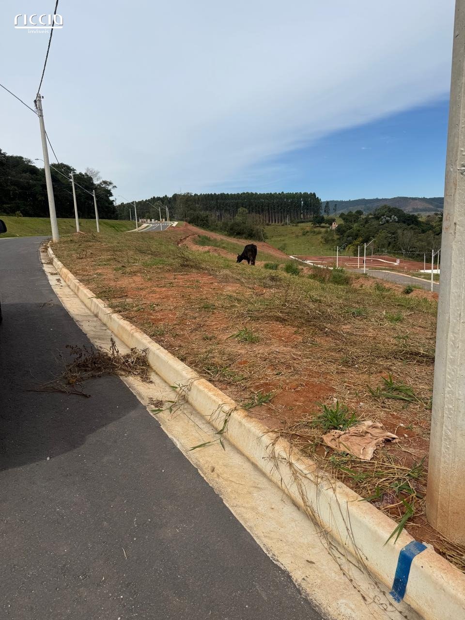 Terreno Comercial à Venda no SetJardim - 836 m² - Santa Hermínia, São José dos Campos