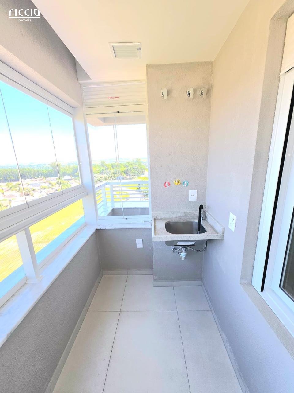 Apartamento à venda no Jardim das Colinas — imagem 5 de 14