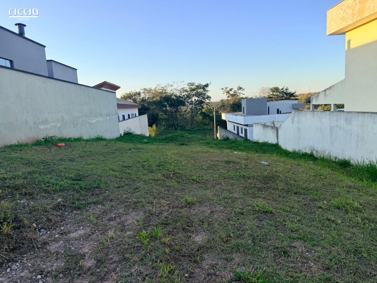 Terreno à venda no Recanto dos Eucaliptos — detalhe do imóvel
