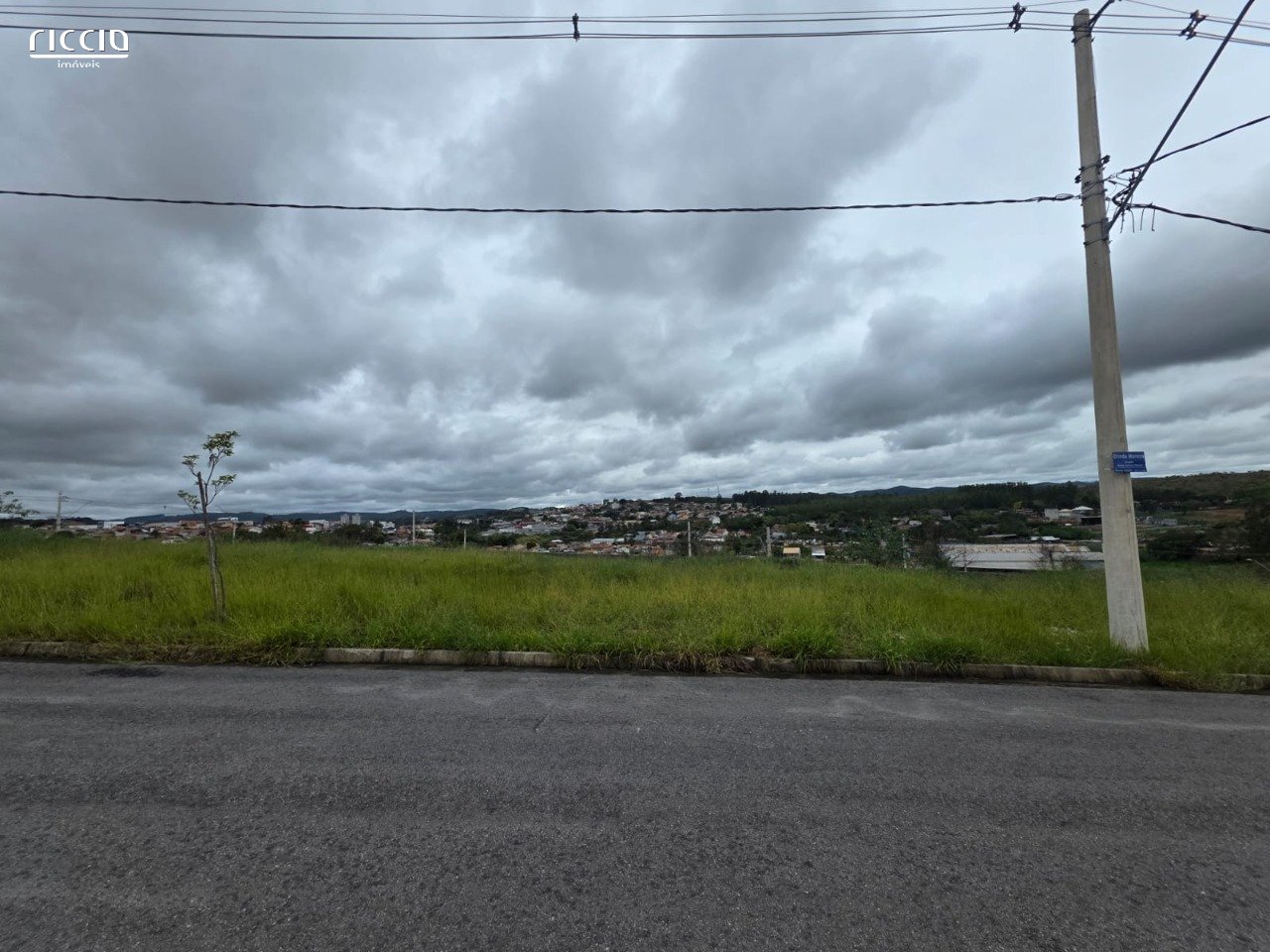 Terreno à venda no Mirante Cambuí — detalhe do imóvel