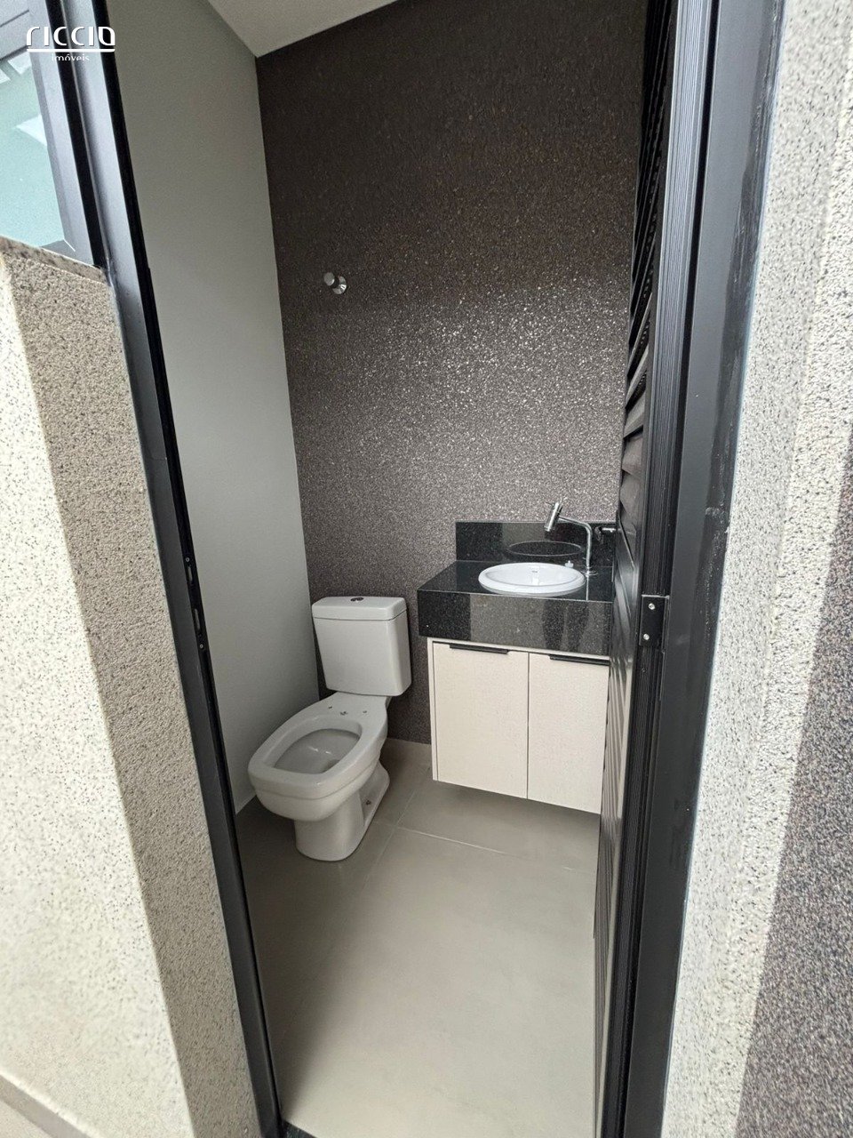 Casa à venda no Portal Dos Passaros — imagem 13 de 28