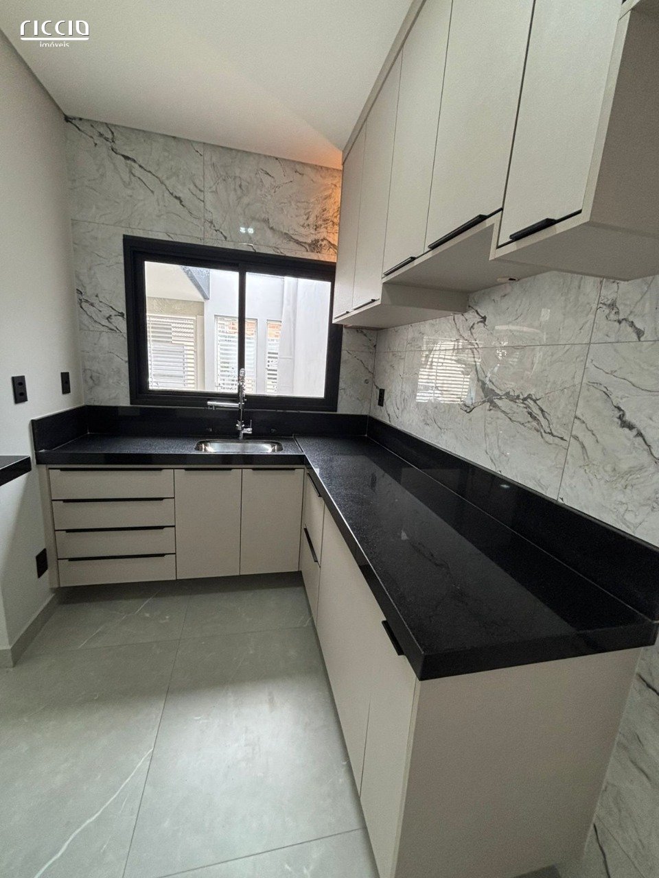 Casa à venda no Portal Dos Passaros — imagem 5 de 28