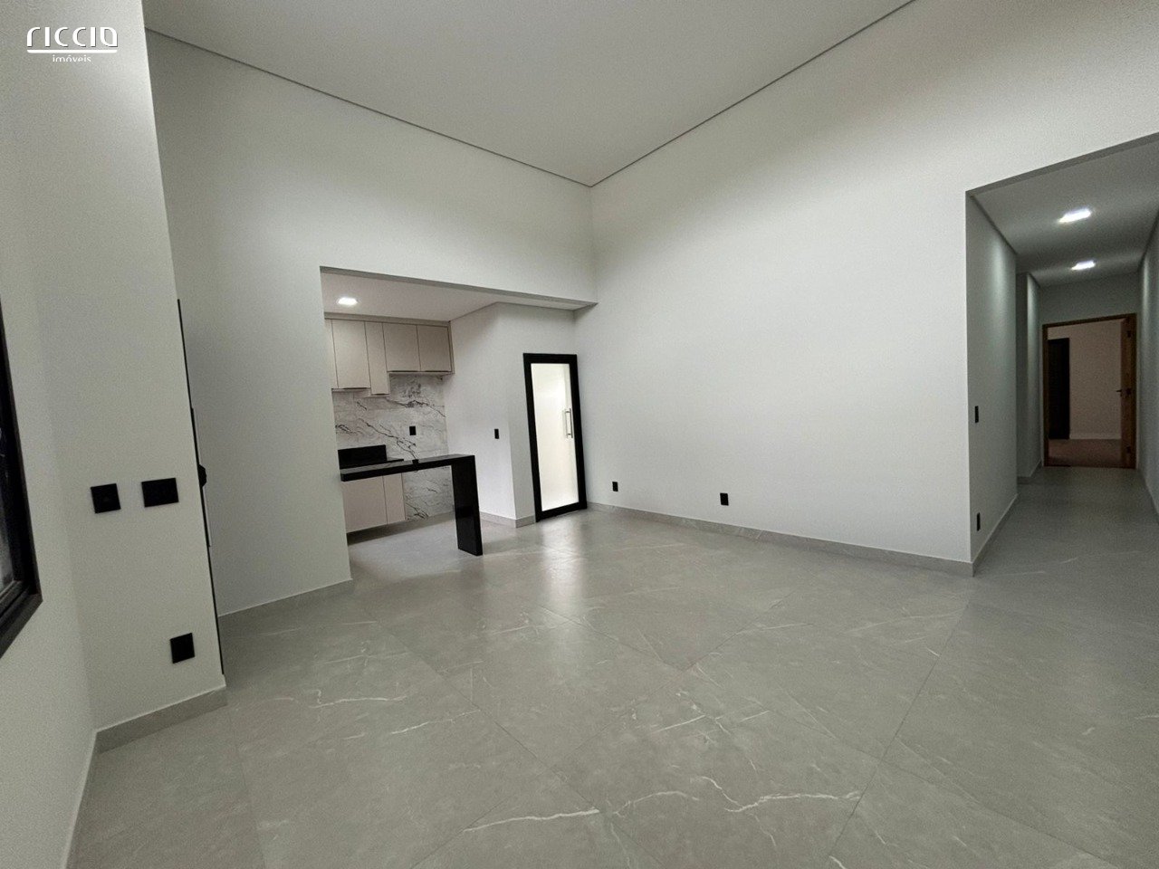 Casa à venda no Portal Dos Passaros — ambiente interno