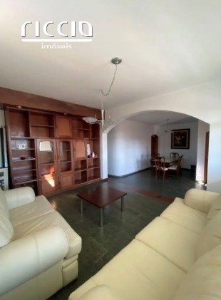 Casa em Condomínio à venda no Jardim Esplanada — ambiente interno