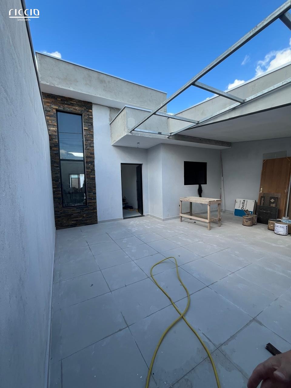 Casa à venda no Portal Dos Passaros — detalhe do imóvel
