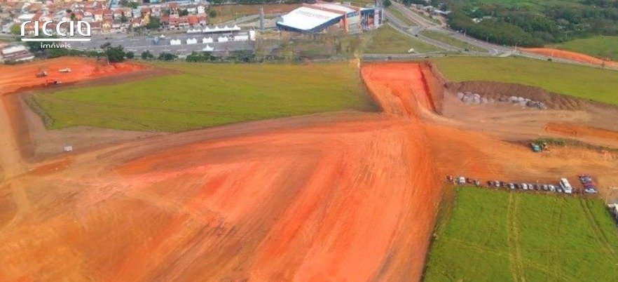 Terreno à venda no Parque Una — ambiente interno
