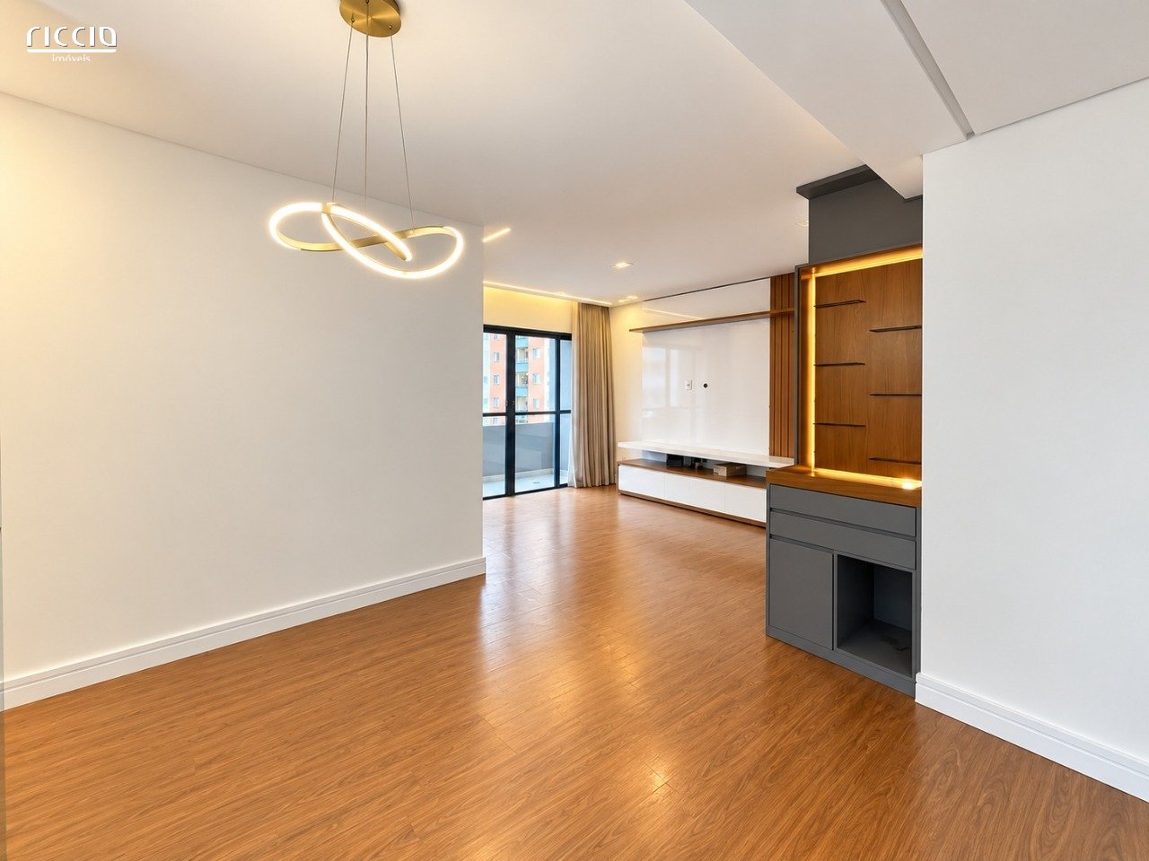Apartamento à Venda no Jardim Aquarius | 83 m² Reformado, 3 Dormitórios, Suíte e 1 Vaga